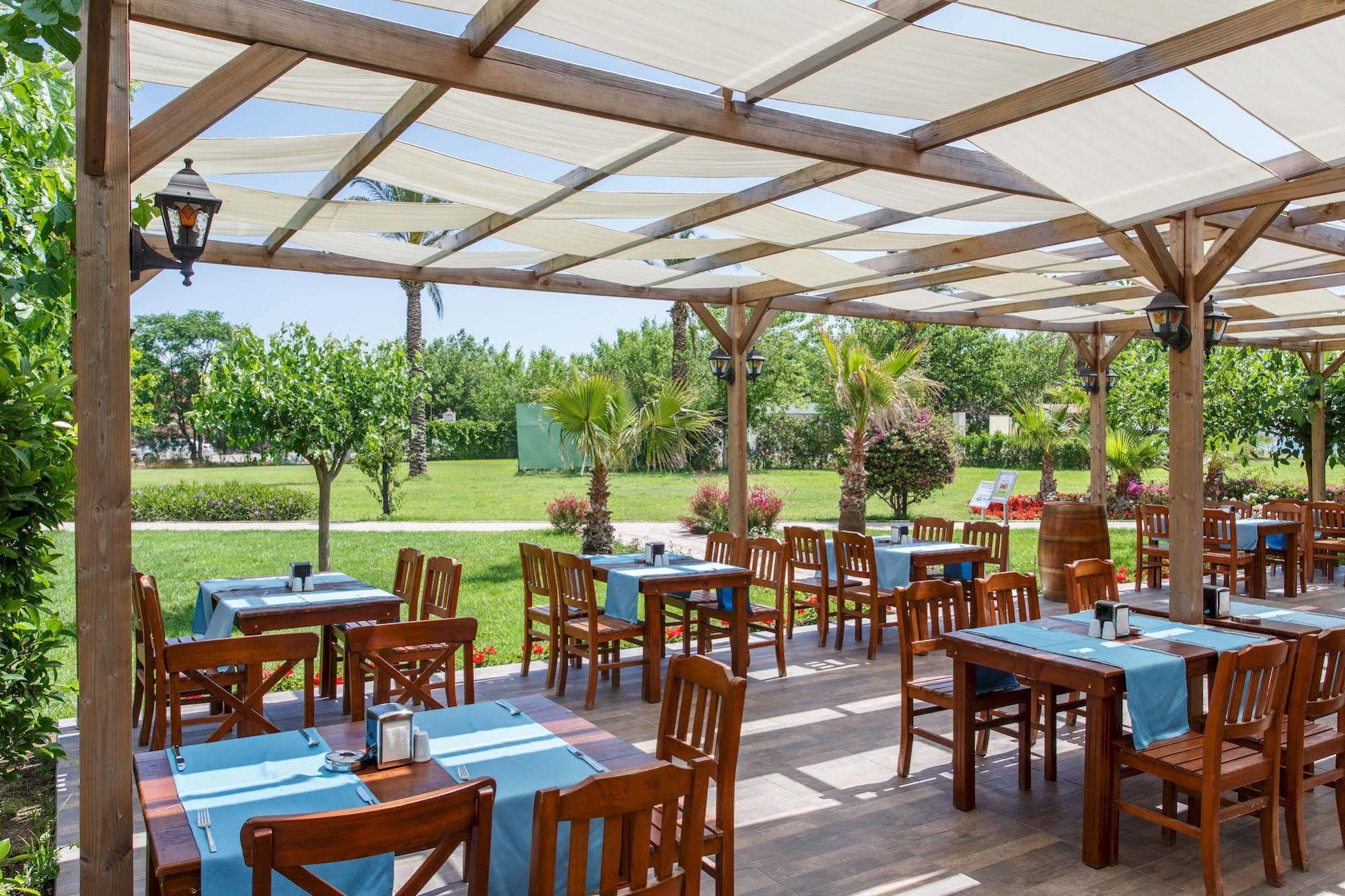 Lucida Beach Hotel Camyuva Exterior foto