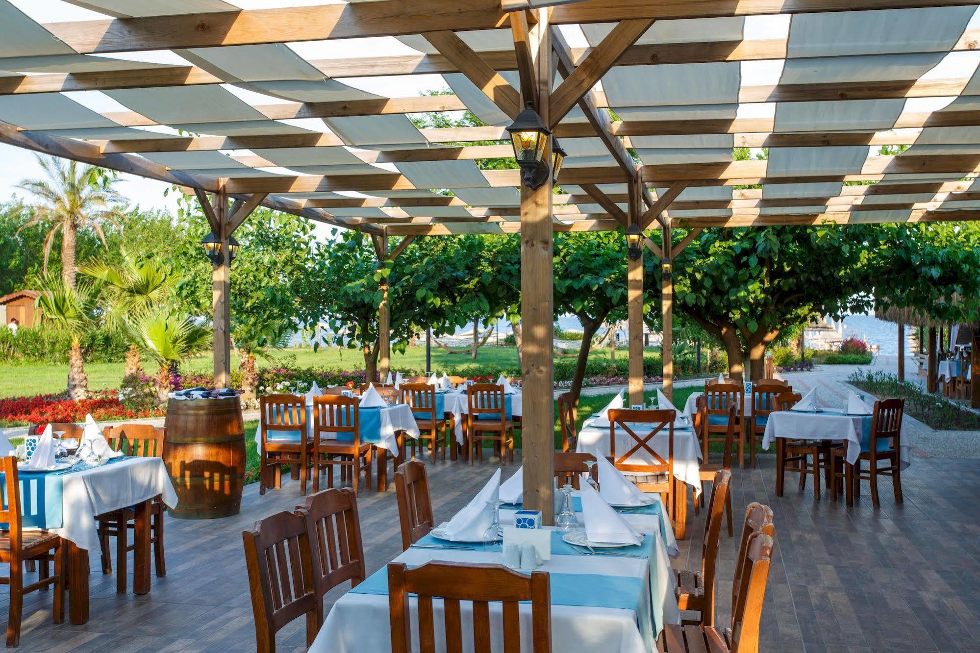 Lucida Beach Hotel Camyuva Exterior foto